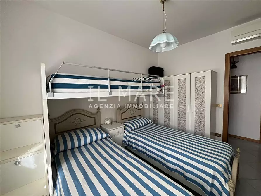 Immagine 10 di Appartamento in vendita  a Massa