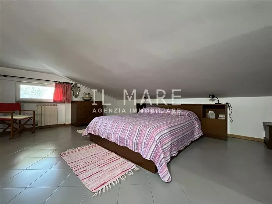 Immagine 16 di Appartamento in vendita  a Massa