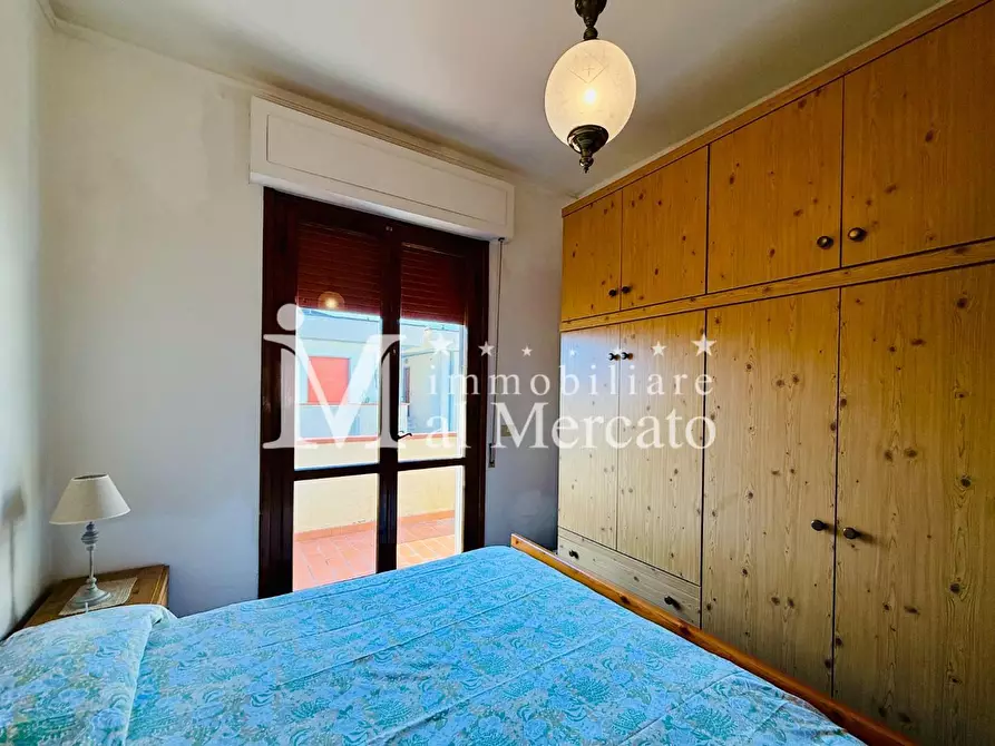 Immagine 17 di Appartamento in vendita  a Viareggio