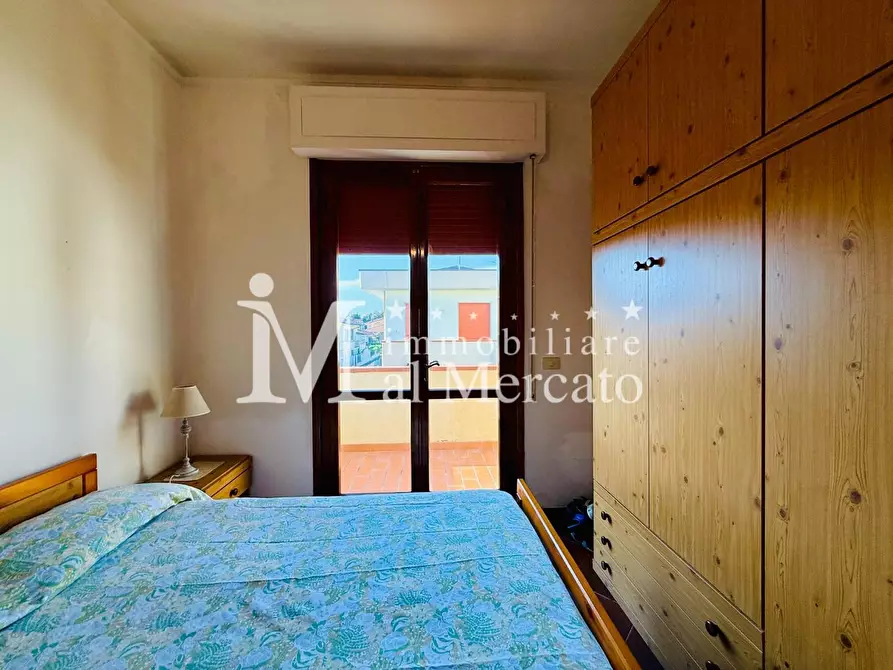 Immagine 15 di Appartamento in vendita  a Viareggio