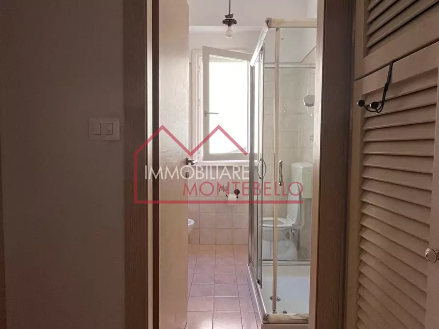 Immagine 16 di Appartamento in vendita  a Massarosa