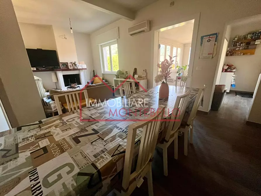 Immagine 4 di Appartamento in vendita  a Massarosa