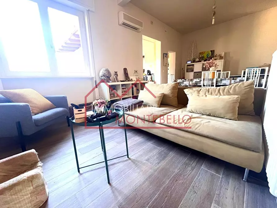 Immagine 7 di Appartamento in vendita  a Massarosa