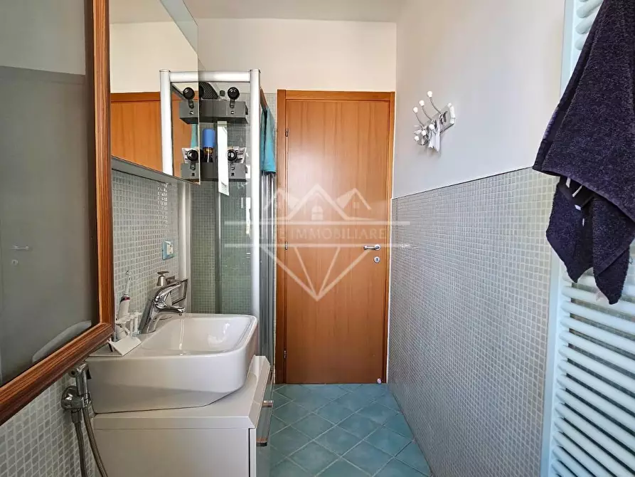 Immagine 13 di Appartamento in vendita  a Carrara