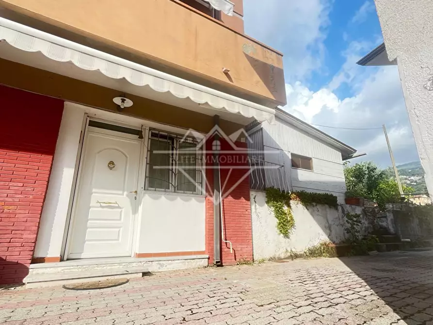 Immagine 11 di Appartamento in vendita  a Massa