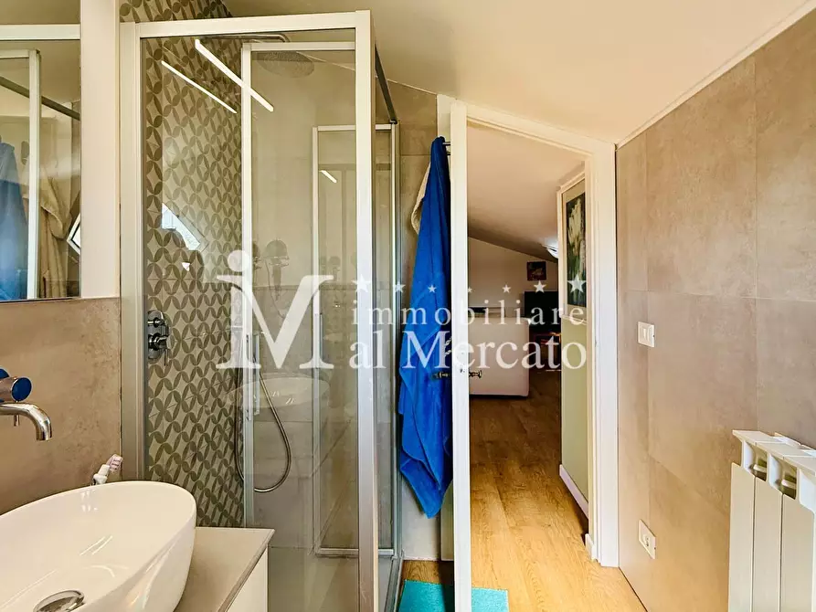 Immagine 28 di Appartamento in vendita  a Viareggio