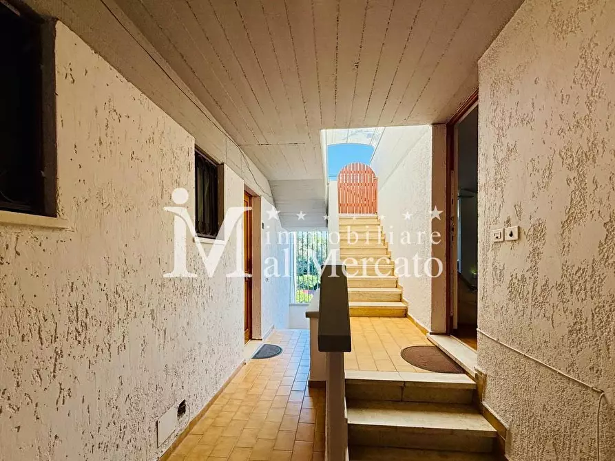 Immagine 11 di Appartamento in vendita  a Viareggio