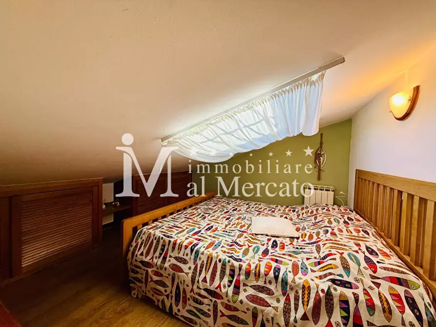 Immagine 17 di Appartamento in vendita  a Viareggio