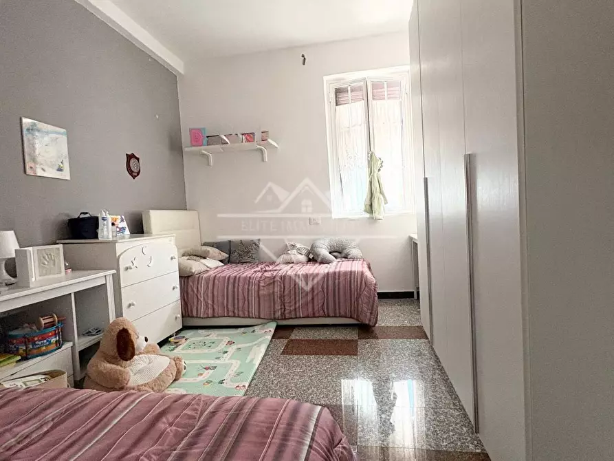 Immagine 10 di Porzione di casa in vendita  a Carrara