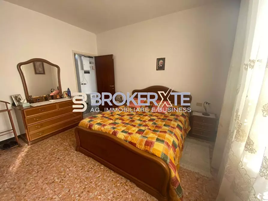 Immagine 11 di Casa indipendente in vendita  a Castelnuovo Magra