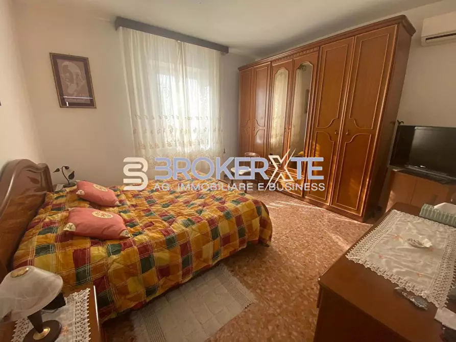 Immagine 1 di Casa indipendente in vendita  a Castelnuovo Magra