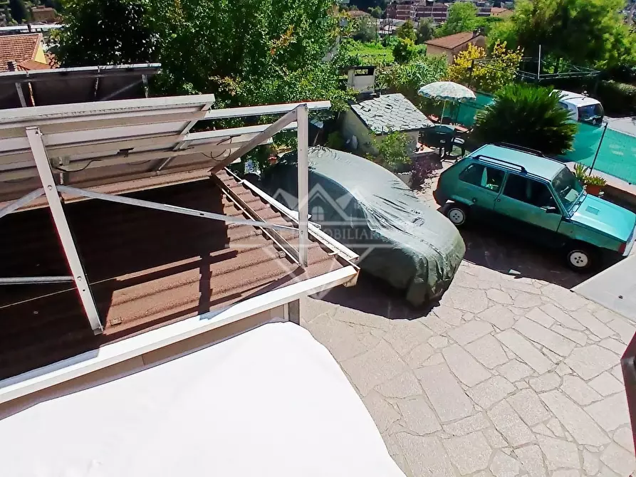 Immagine 23 di Casa semindipendente in vendita  a Carrara