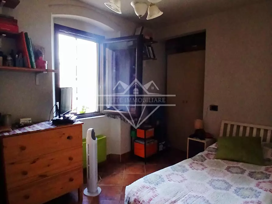 Immagine 14 di Casa semindipendente in vendita  a Carrara