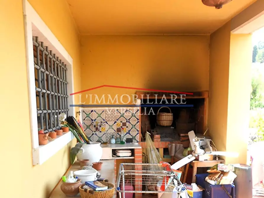 Immagine 36 di Villa in vendita  a Carrara