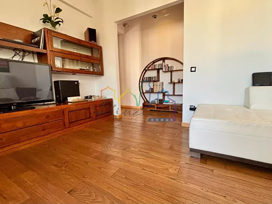 Immagine 1 di Appartamento in vendita  a Pisa