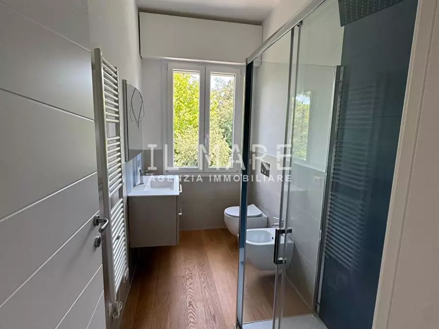 Immagine 17 di Appartamento in vendita  a Massa