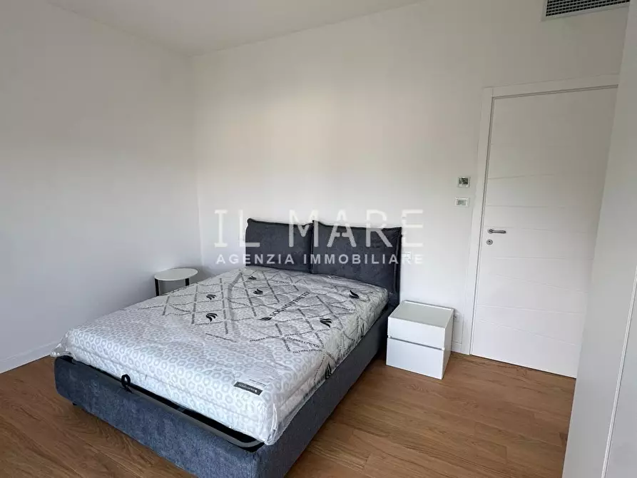 Immagine 18 di Appartamento in vendita  a Massa