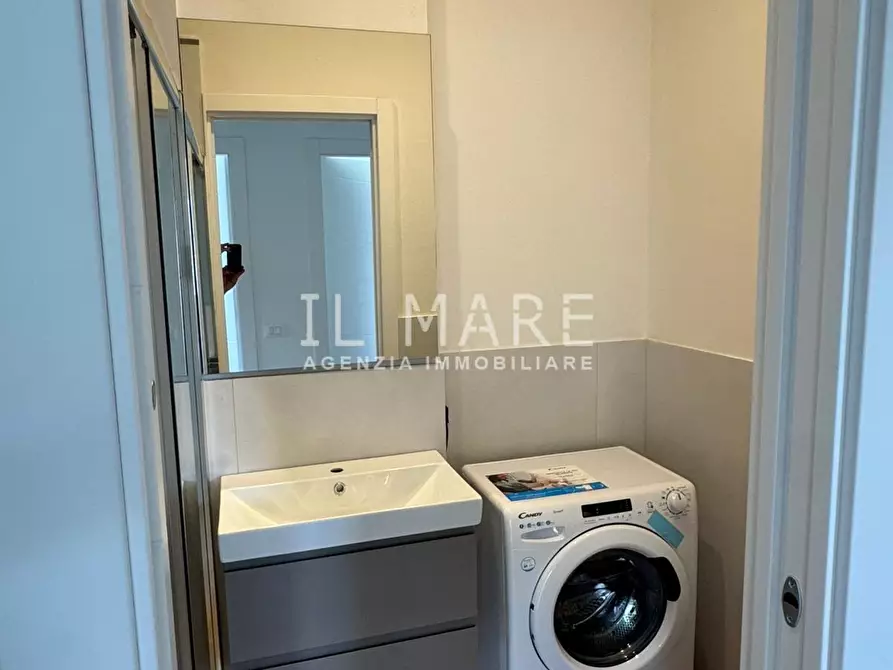 Immagine 14 di Appartamento in vendita  a Massa