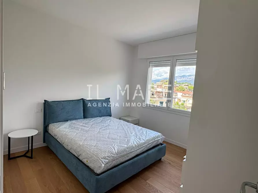 Immagine 11 di Appartamento in vendita  a Massa