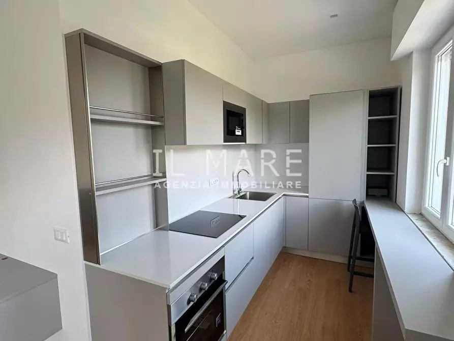 Immagine 3 di Appartamento in vendita  a Massa