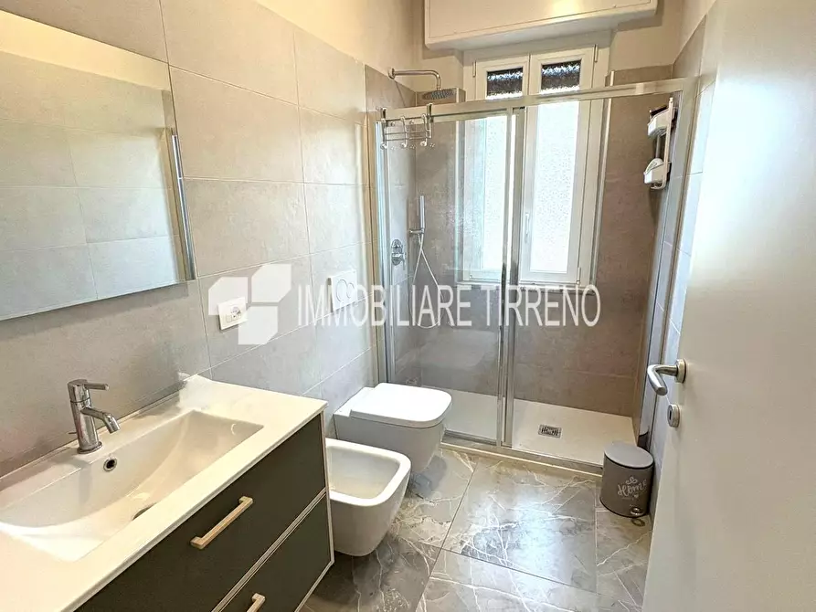 Immagine 10 di Appartamento in vendita  a Massa