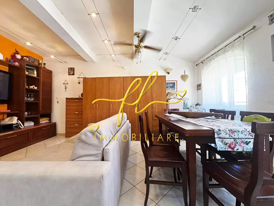 Immagine 2 di Appartamento in vendita  a Livorno