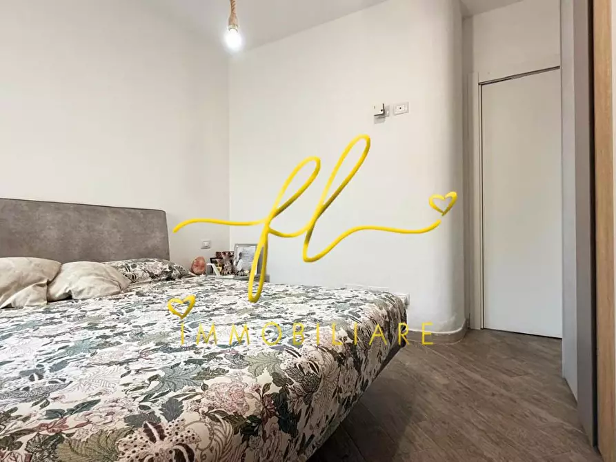 Immagine 9 di Appartamento in vendita  a Livorno