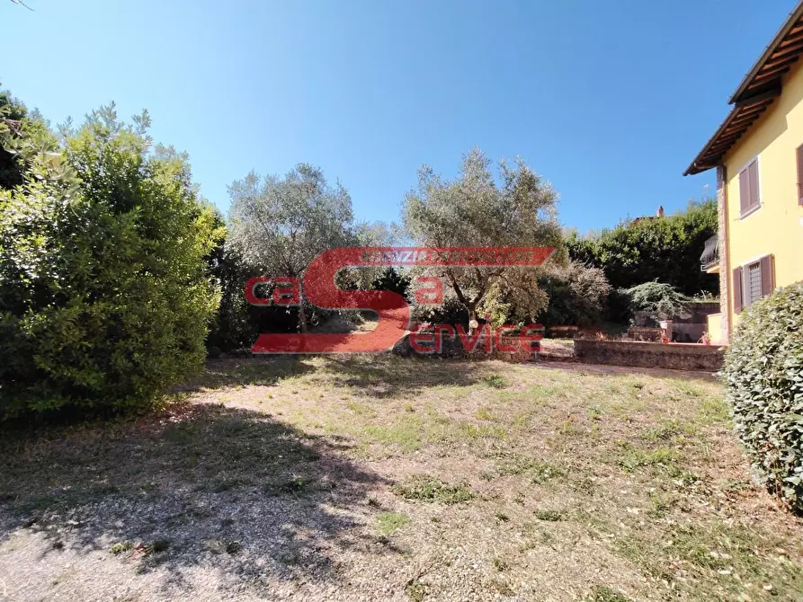 Immagine 20 di Villa in vendita  a Montecatini Terme