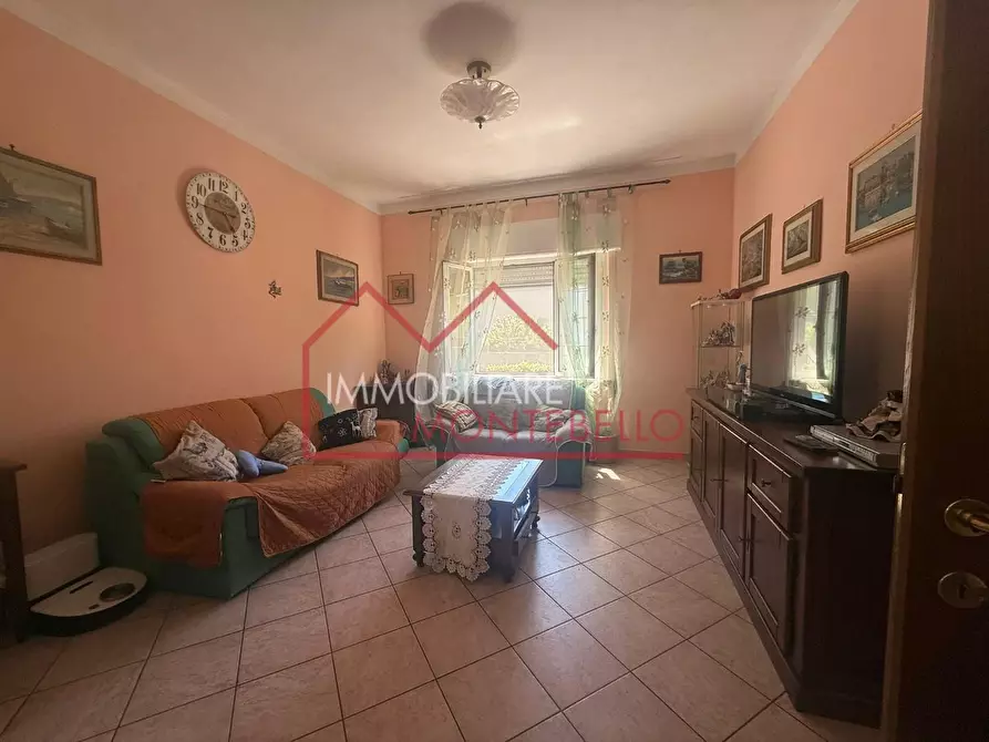 Immagine 24 di Casa bifamiliare in vendita  a Camaiore