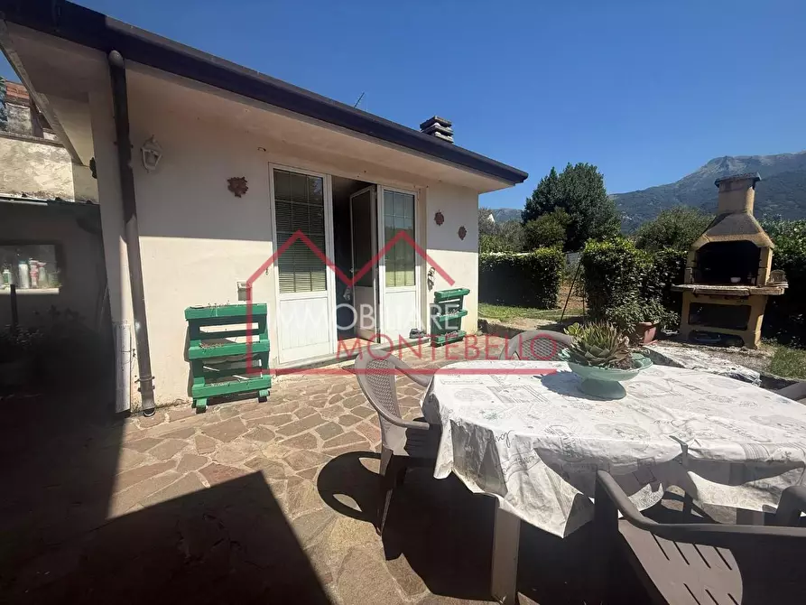 Immagine 5 di Casa bifamiliare in vendita  a Camaiore