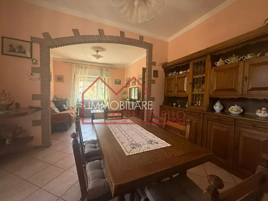 Immagine 17 di Casa bifamiliare in vendita  a Camaiore