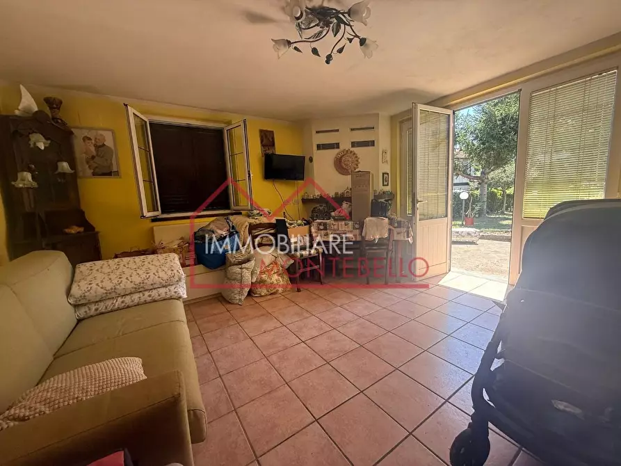 Immagine 44 di Casa bifamiliare in vendita  a Camaiore