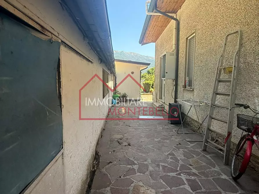 Immagine 19 di Casa bifamiliare in vendita  a Camaiore