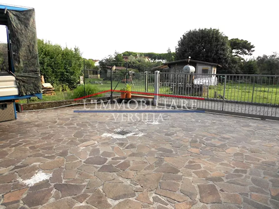 Immagine 8 di Casa bifamiliare in vendita  a Massa