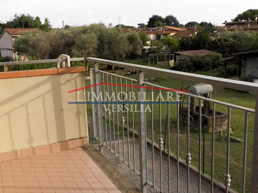 Immagine 28 di Casa bifamiliare in vendita  a Massa