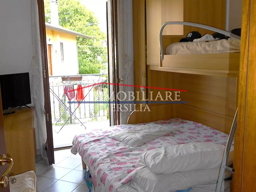 Immagine 24 di Casa bifamiliare in vendita  a Massa
