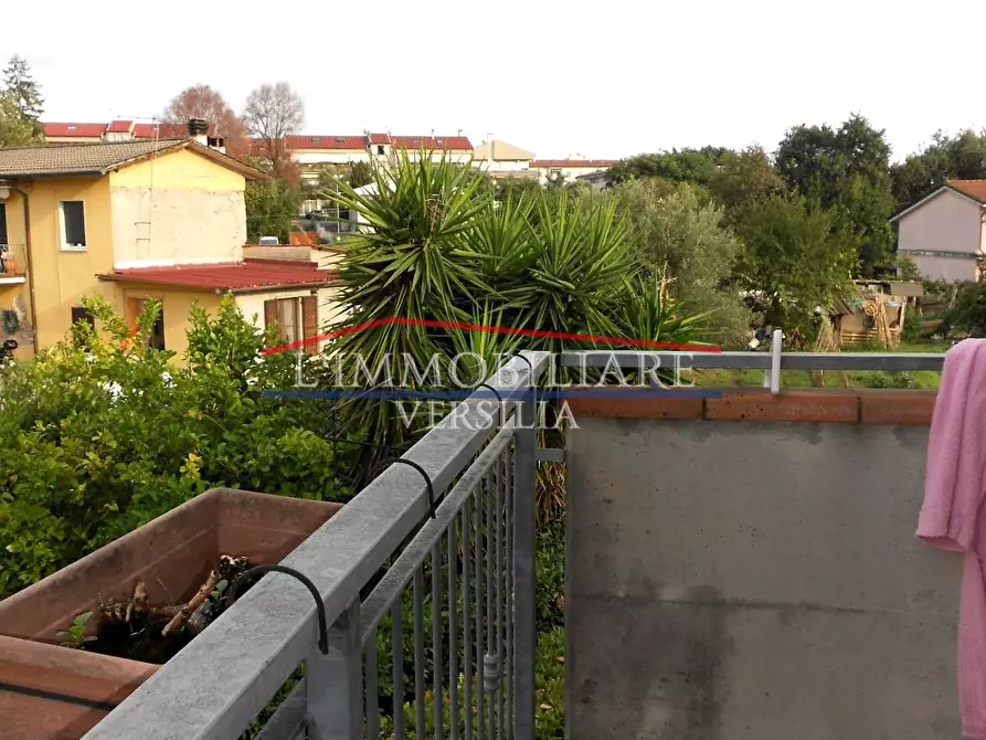 Immagine 25 di Casa bifamiliare in vendita  a Massa