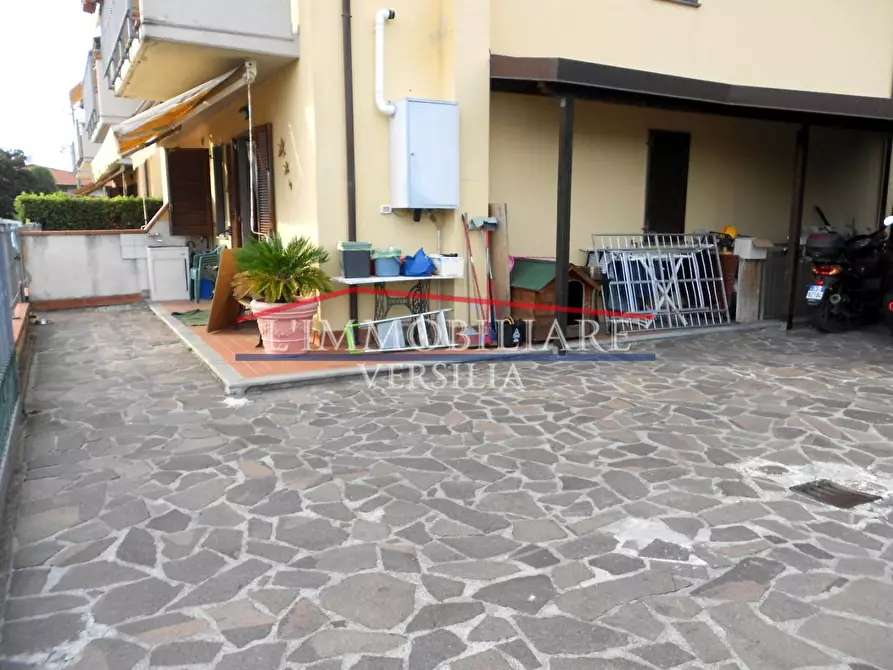 Immagine 9 di Casa bifamiliare in vendita  a Massa