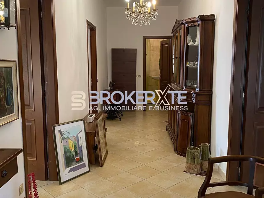 Immagine 13 di Casa semindipendente in vendita  a Massa