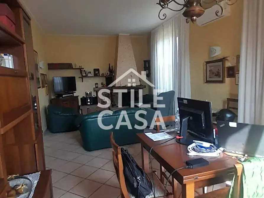 Immagine 7 di Casa indipendente in vendita  a Castelfranco Di Sotto