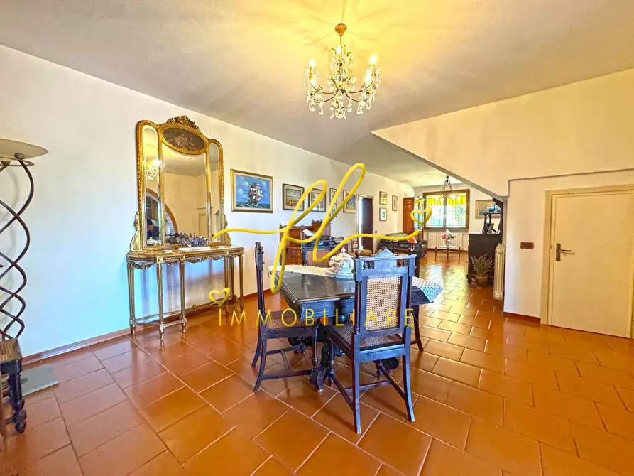 Immagine 29 di Villa in vendita  a Casale Marittimo