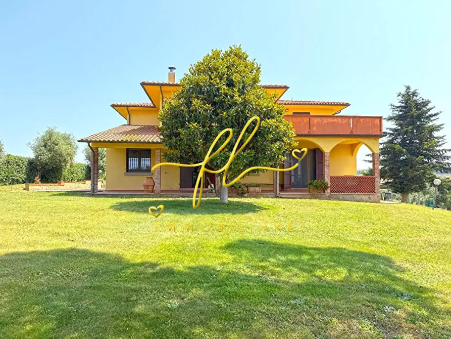 Immagine 3 di Villa in vendita  a Casale Marittimo