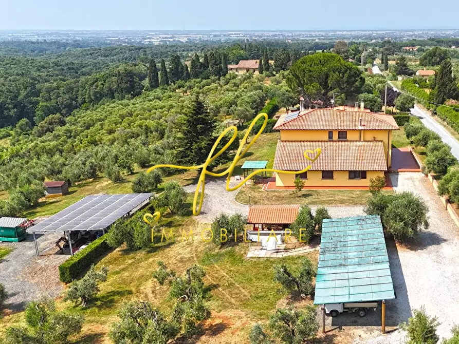 Immagine 65 di Villa in vendita  a Casale Marittimo
