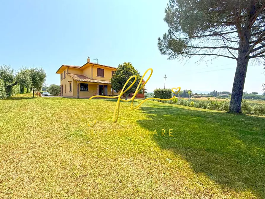 Immagine 8 di Villa in vendita  a Casale Marittimo