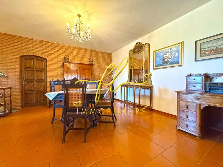 Immagine 27 di Villa in vendita  a Casale Marittimo