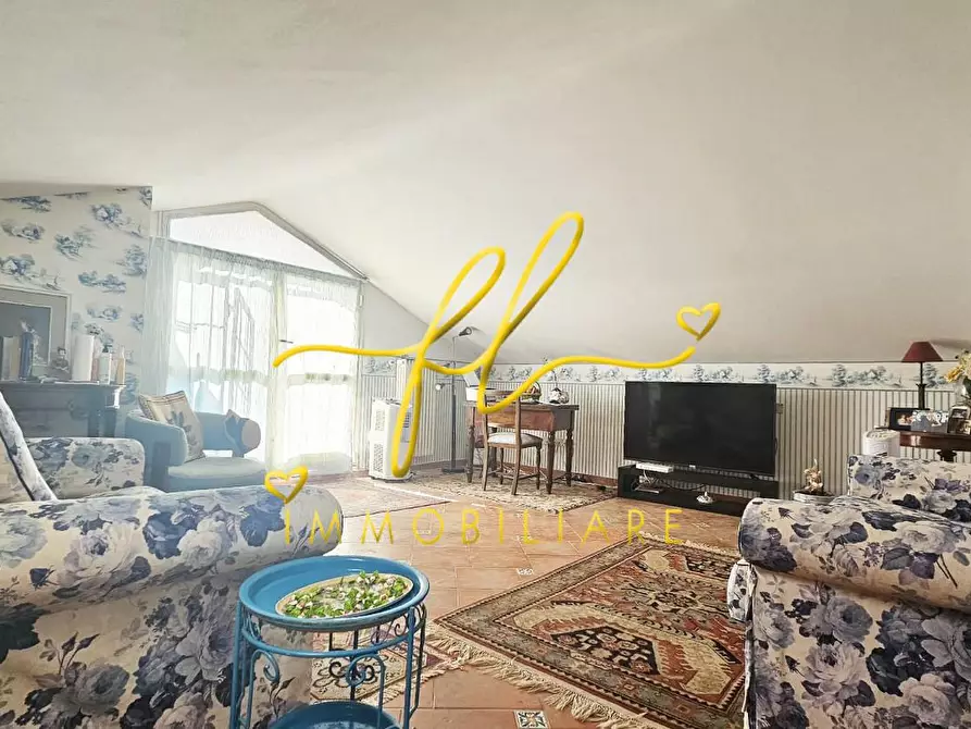 Immagine 12 di Appartamento in vendita  a Rosignano Marittimo