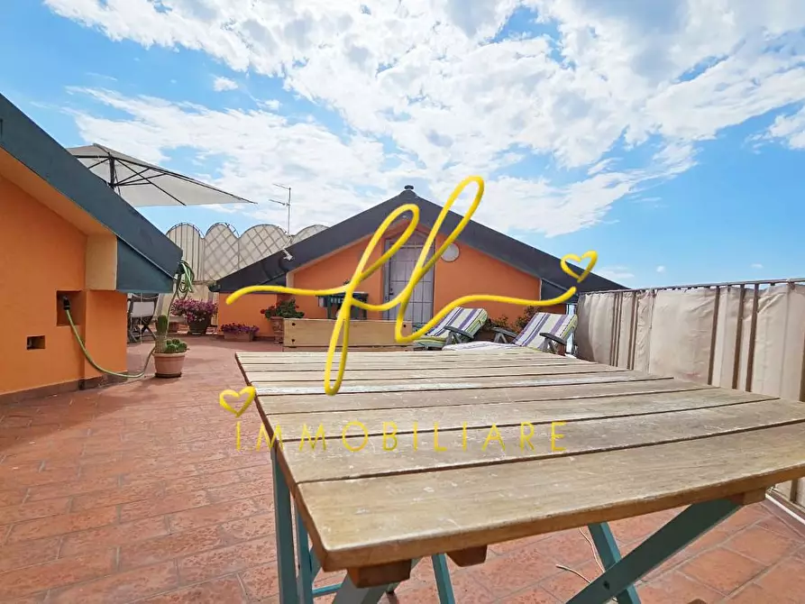 Immagine 16 di Appartamento in vendita  a Rosignano Marittimo