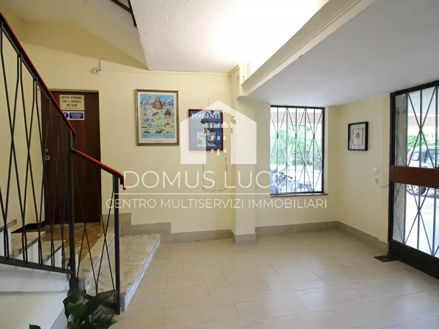 Immagine 35 di Appartamento in vendita  a Lucca