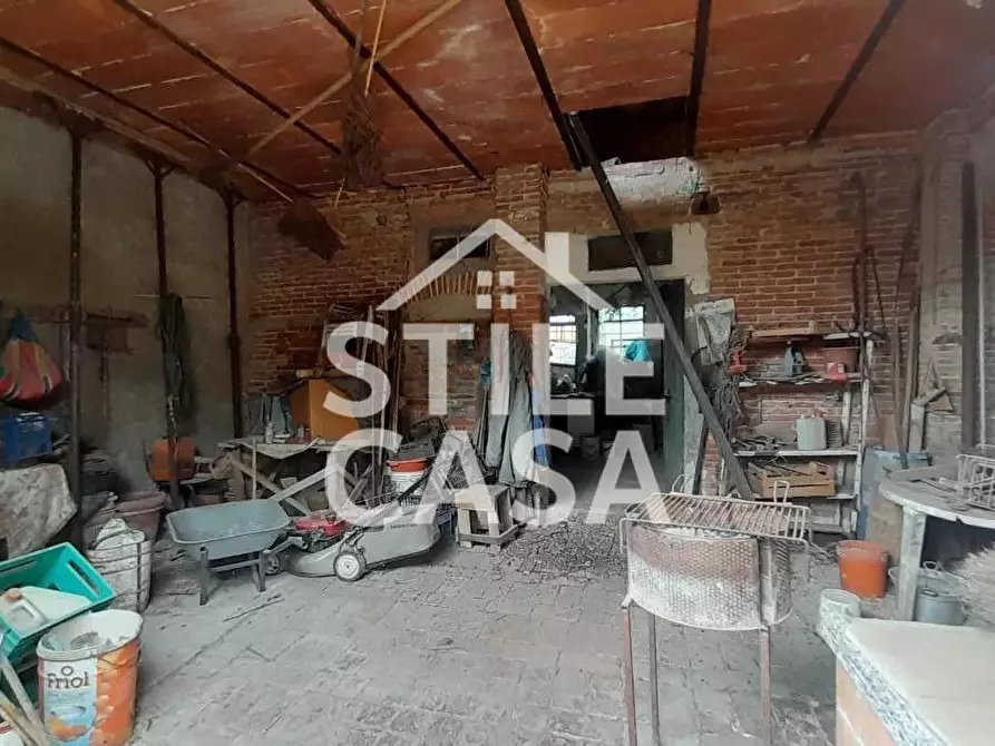 Immagine 2 di Deposito in vendita  a Castelfranco Di Sotto