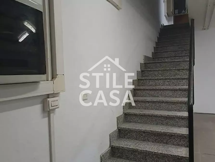 Immagine 11 di Locale commerciale in vendita  a Porcari